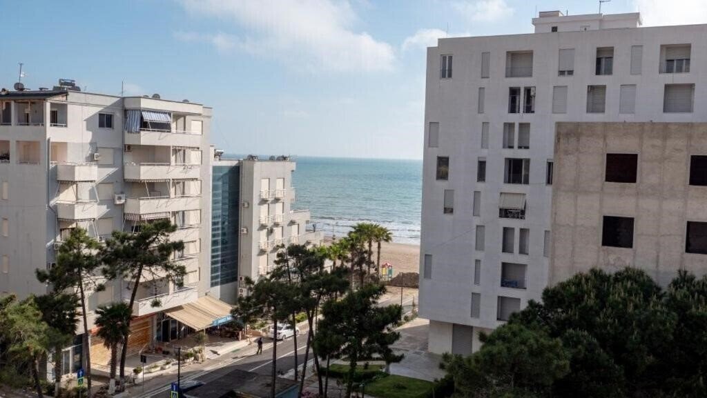 Grand Hotel Durres (ex. Grand) 3* фотосуреті