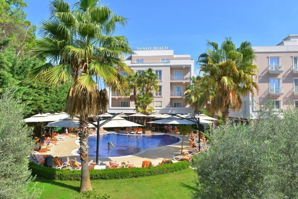 Sandy Beach Resort 4* қонақ үйі