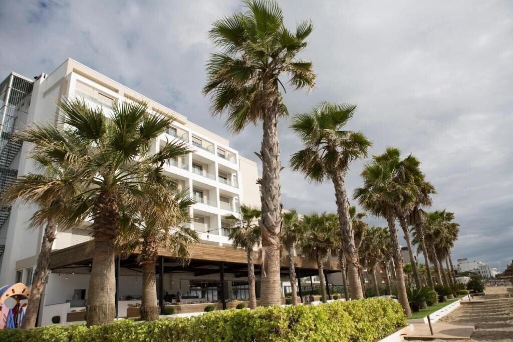 Фото Hotel Grint 4*