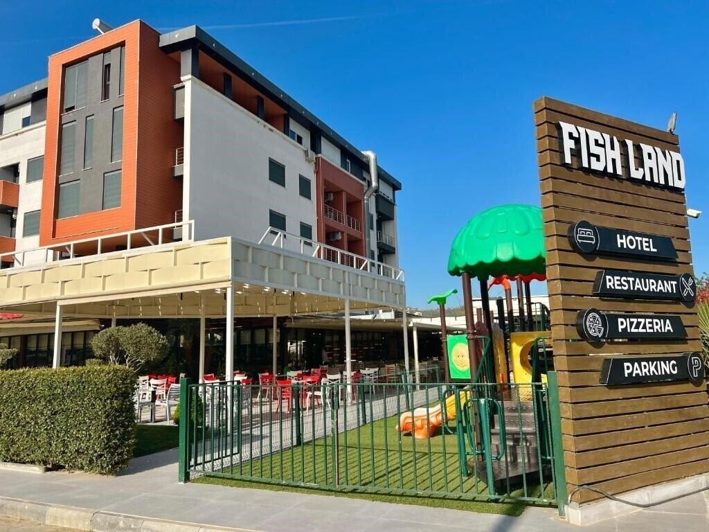Отель Fish Land Hotel 3*