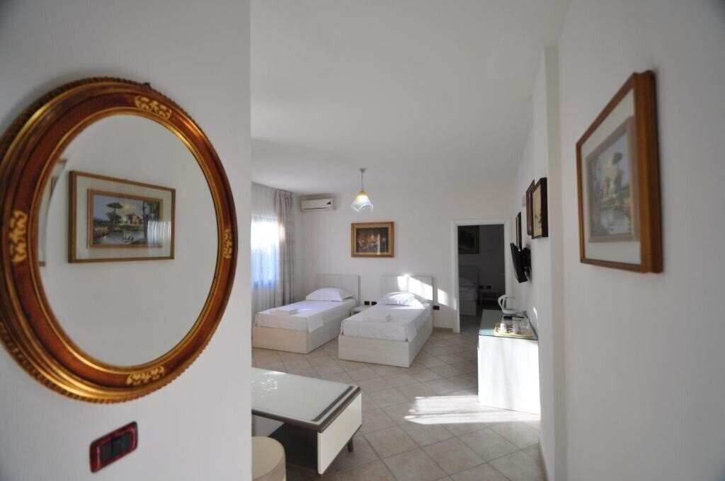 Shkodra Residence 3* суреті