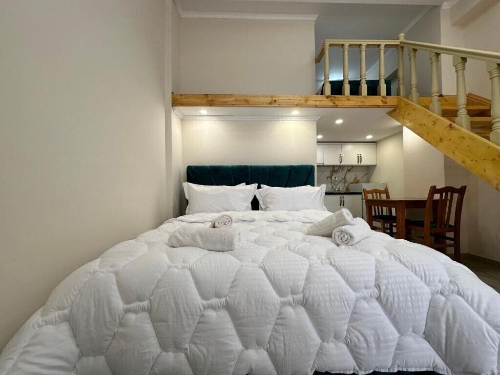 Troy Apt апартаменты суреті