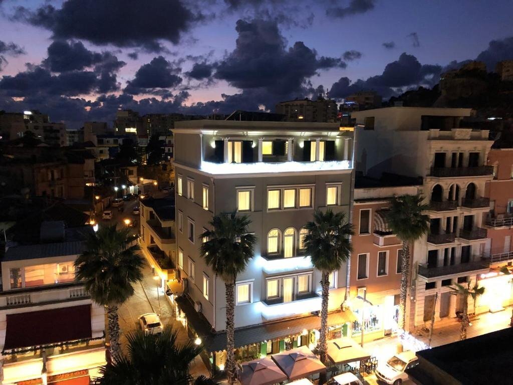 Amfiteatri Boutique Hotel 4* қонақ үйі