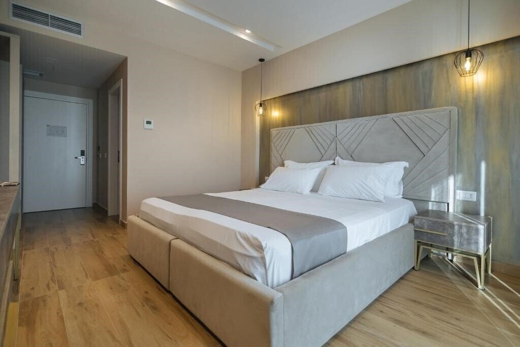 Brilliant Hotel & SPA 5* фотосуреті