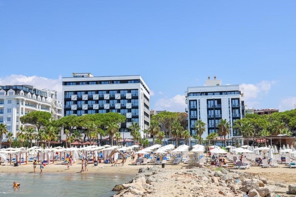 Royal G Max 5* қонақ үйі