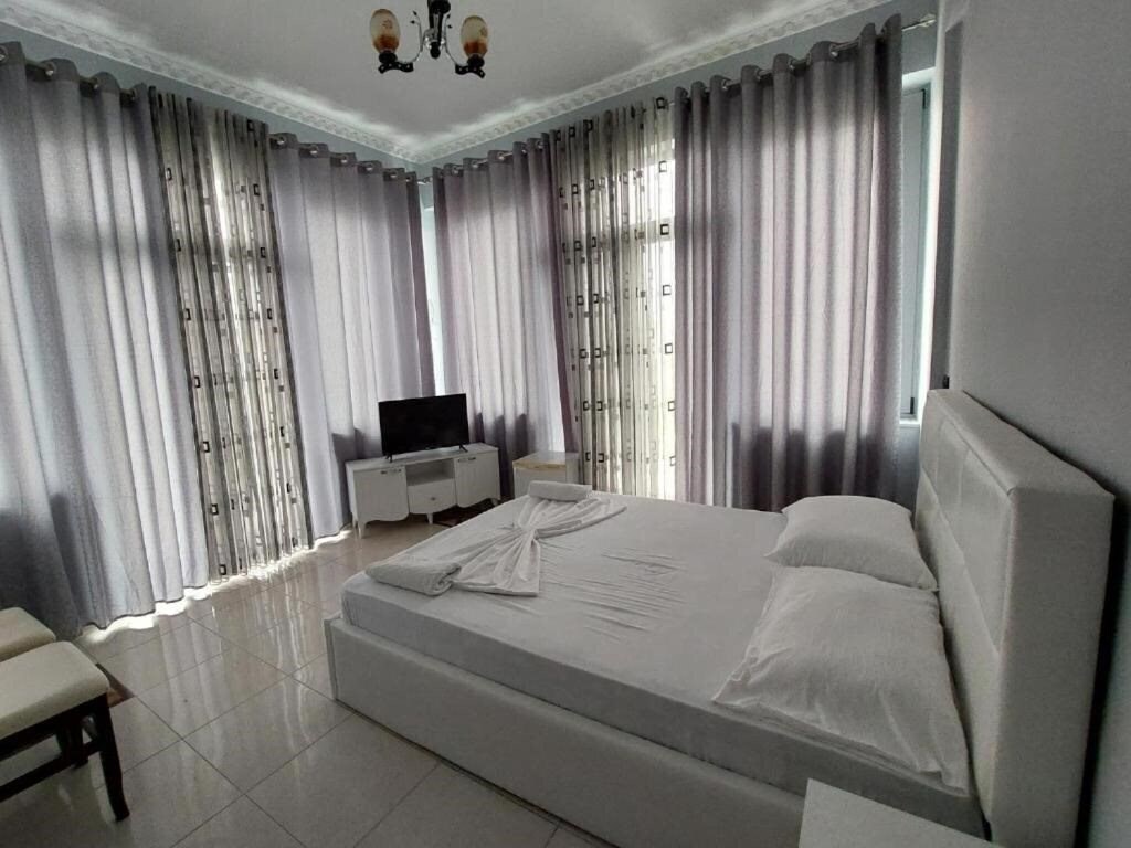 Fari Hotel 3* суреті