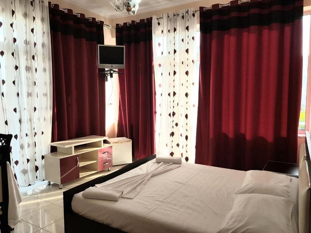 Fari Hotel 3* фотосуреті