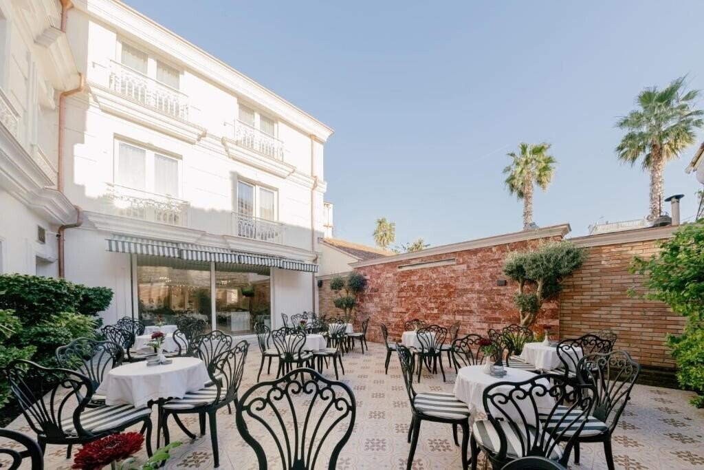 Картинка Moenia Boutique Hotel 4*