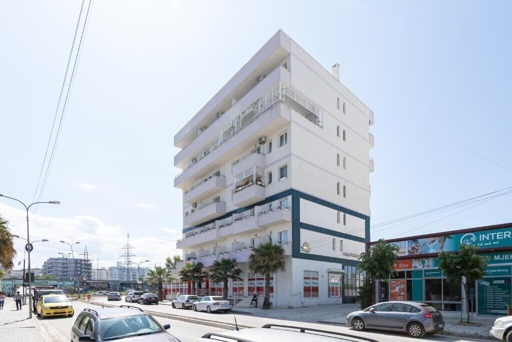 Отель Compas Boutique Hotel 4*