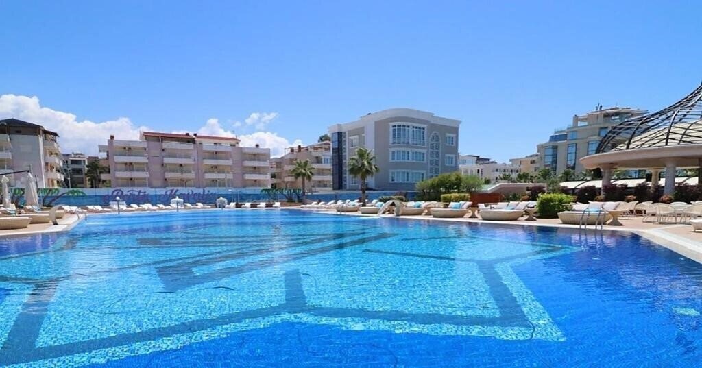 Porta Kavalja Resort 4* қонақ үйі