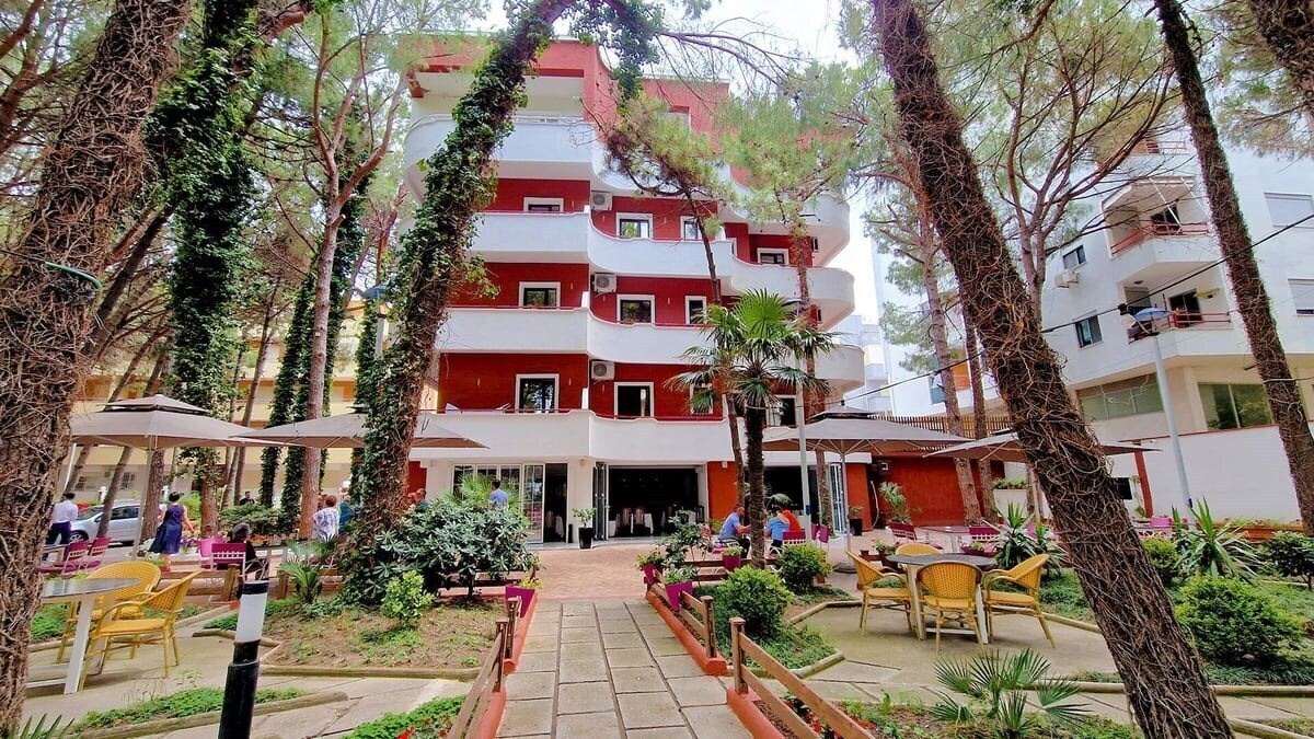 Отель Green Park (Durres) 3*