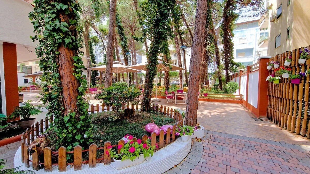 Фотография Green Park (Durres) 3*