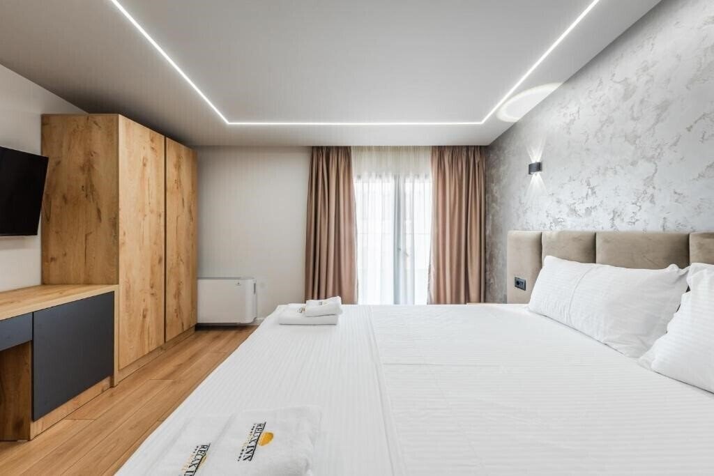 Relax Inn Hotel 4* суреті