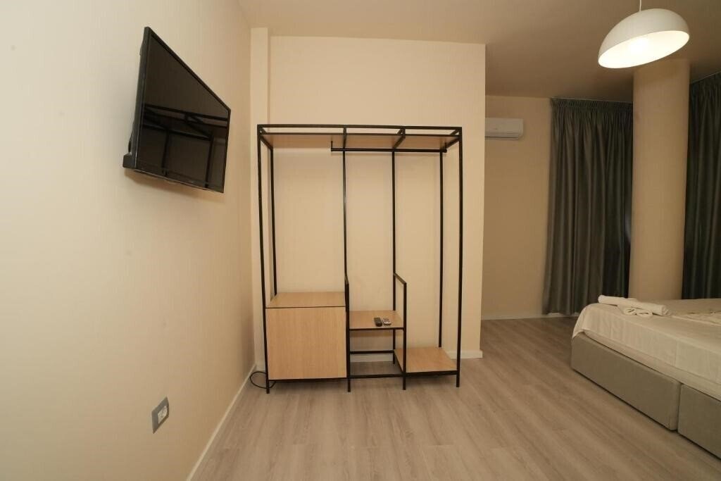 Sunset by Sea Side Hotel 3* суреті