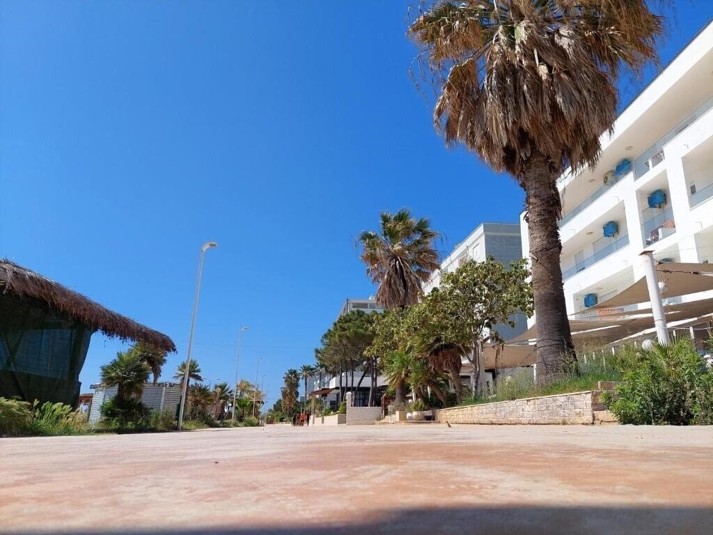 Hotel Nacional (ex. Nacional Hotel Durres) 3* суреті