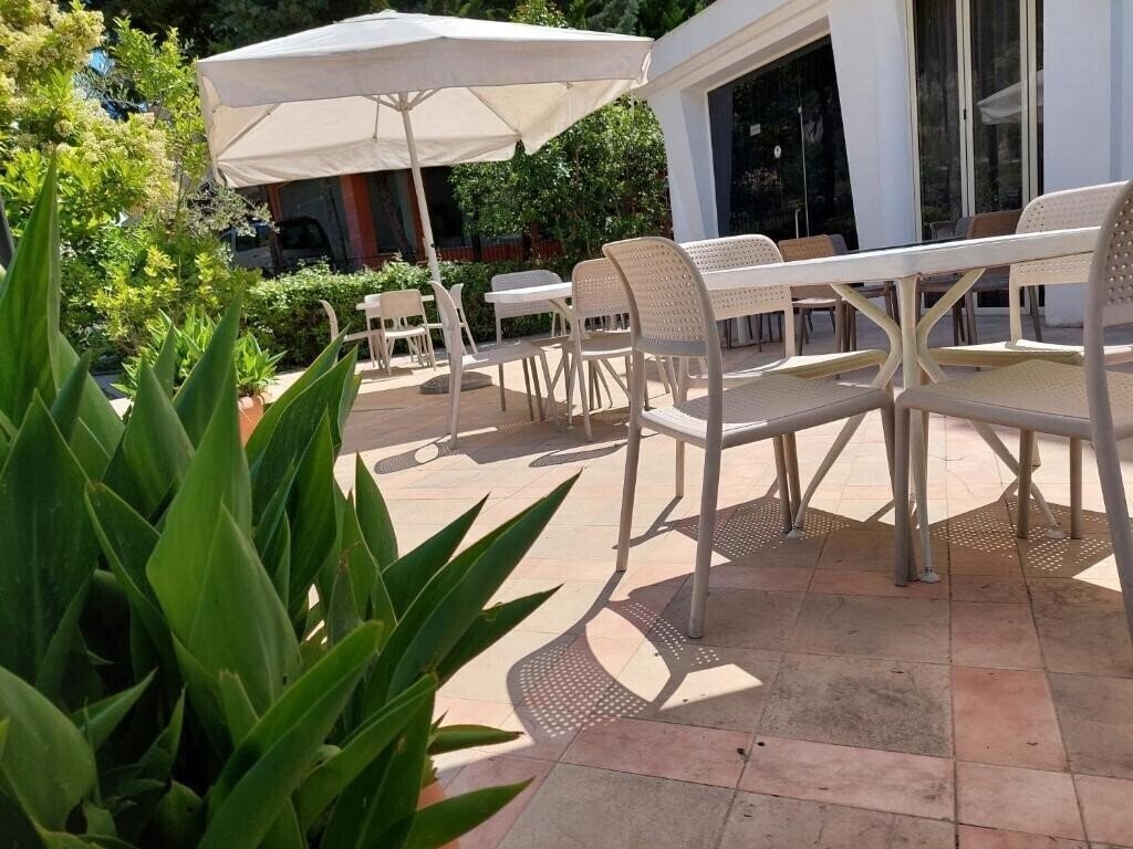 Hotel Nacional (ex. Nacional Hotel Durres) 3* суреті