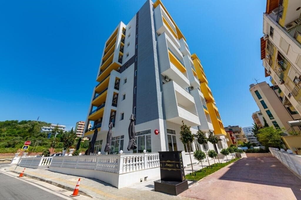 Ponari S Hotel 4* қонақ үйі