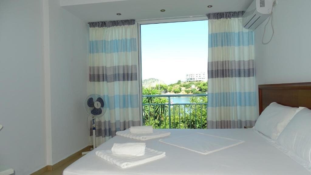 Abalone 3* фотосуреті