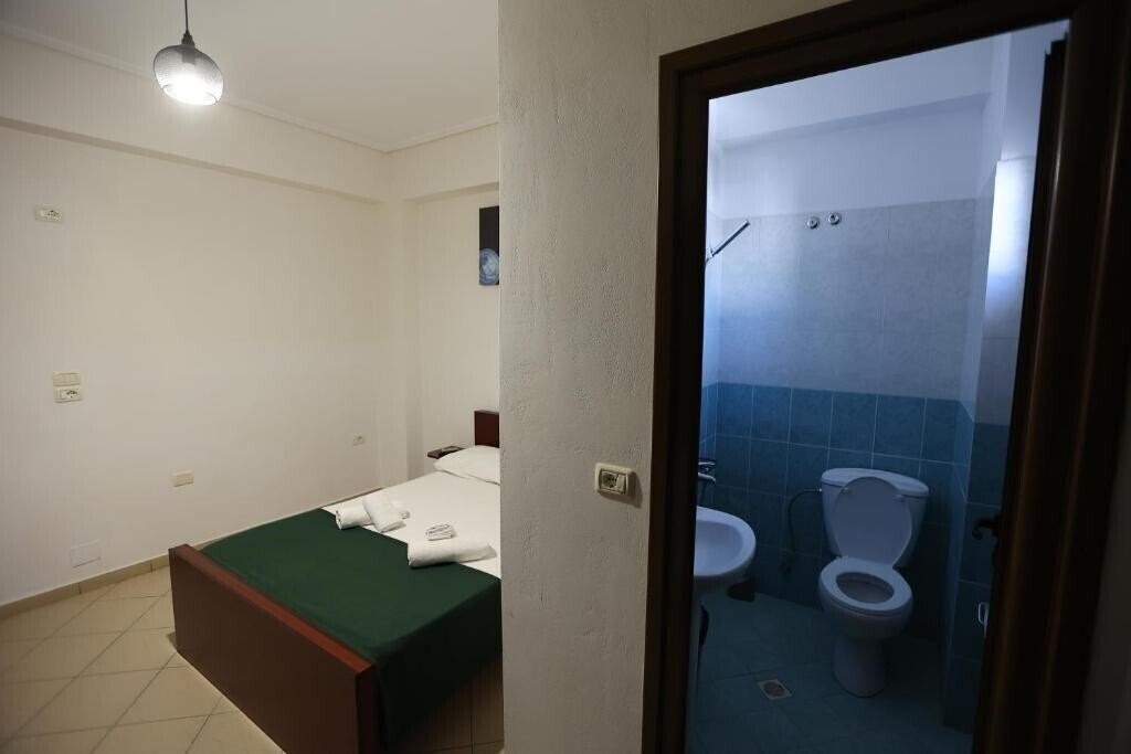 Отель Hotel Mollanji 1*