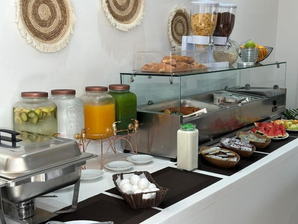 Фото Bliss Hotel 3*