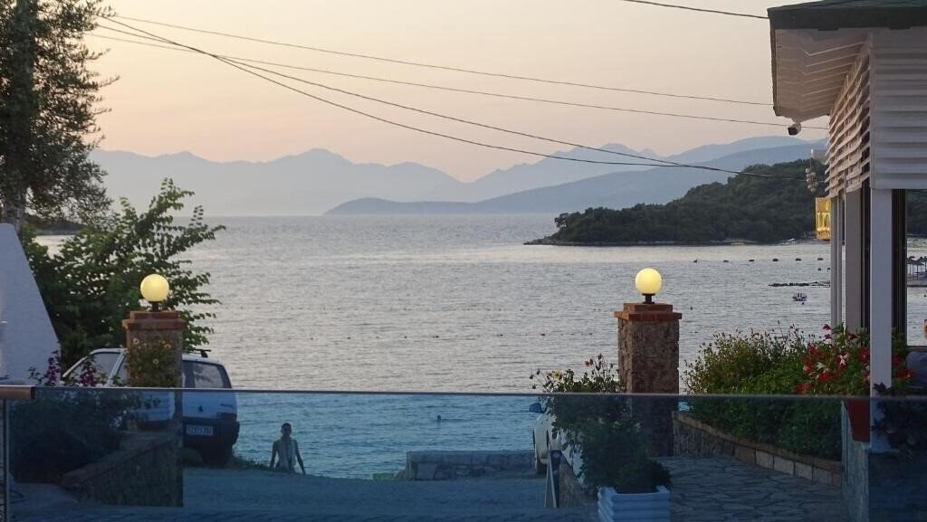 Hotel De Luna 4* суреті