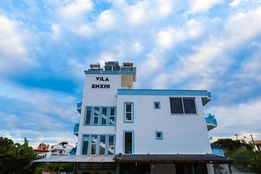 Vila Enxhi 3* суреті