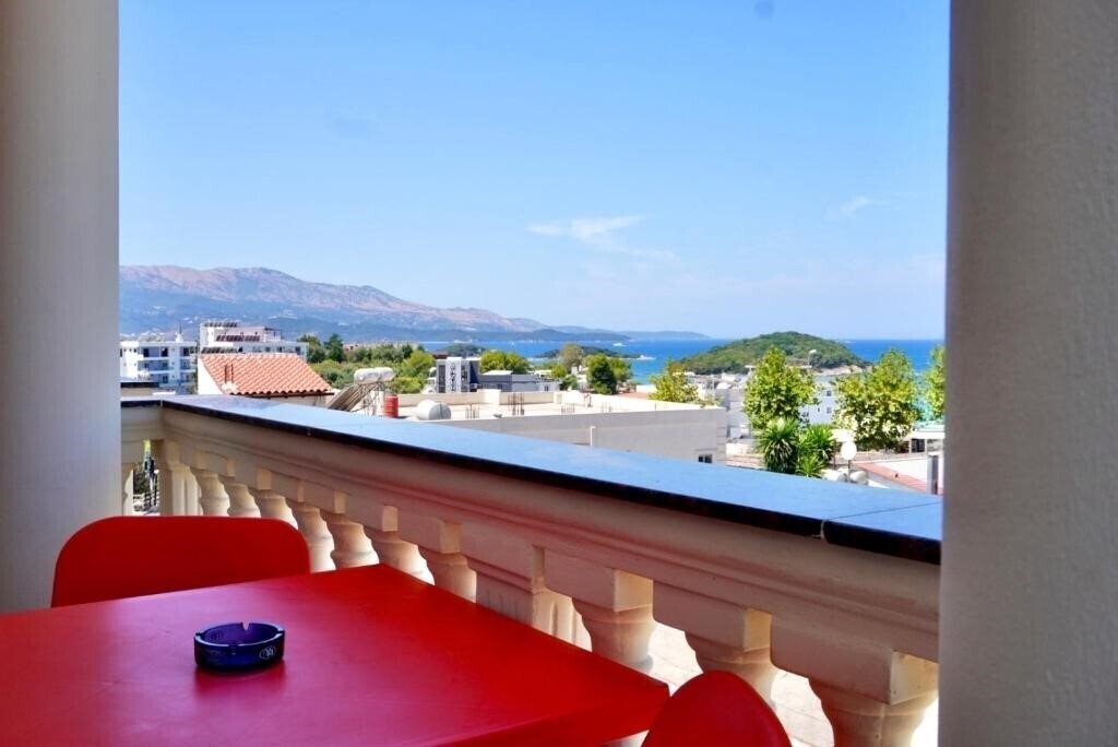 Marku Palace (ex. Villa Marku Soanna) 3* фотосуреті