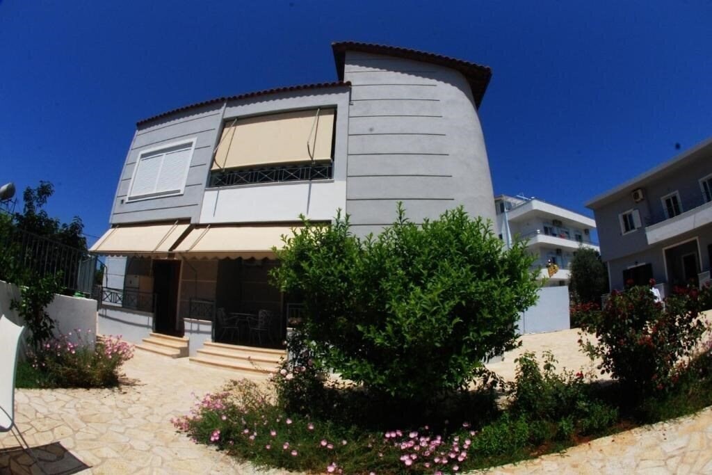 Отель Tiku'S Apartments апартаменты