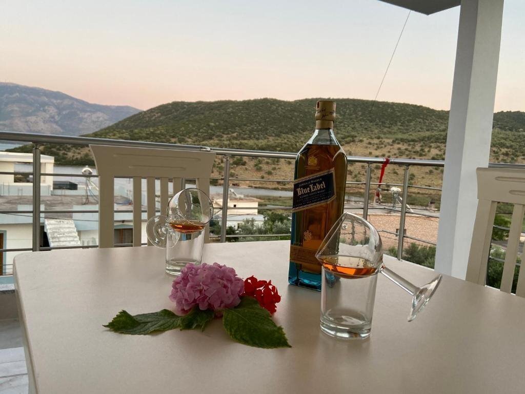 Отель Agim Caca Apartments (ex. Agim Caca Apartments & Studios) 3*