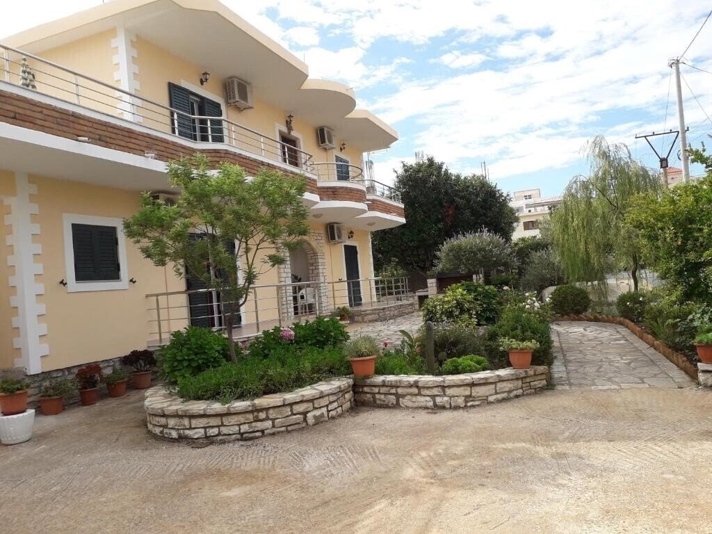 Фото Apartments Violeta апартаменты