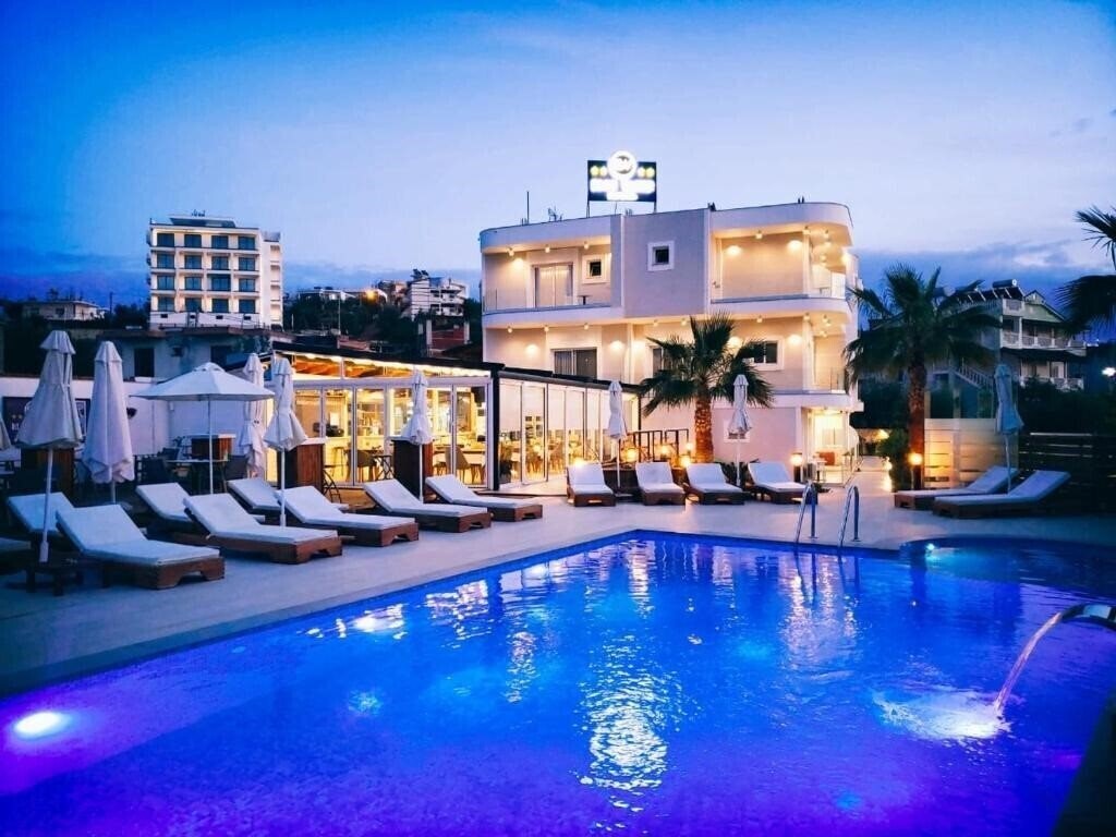Blue Water Hotel 4* қонақ үйі