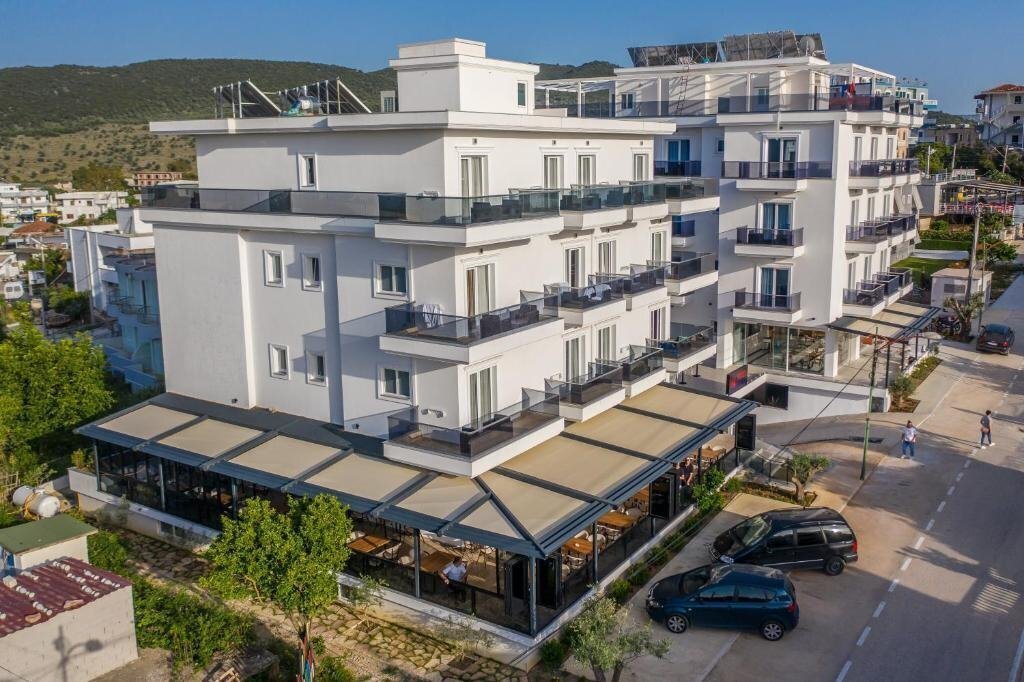 Отель Sole Mare 4*