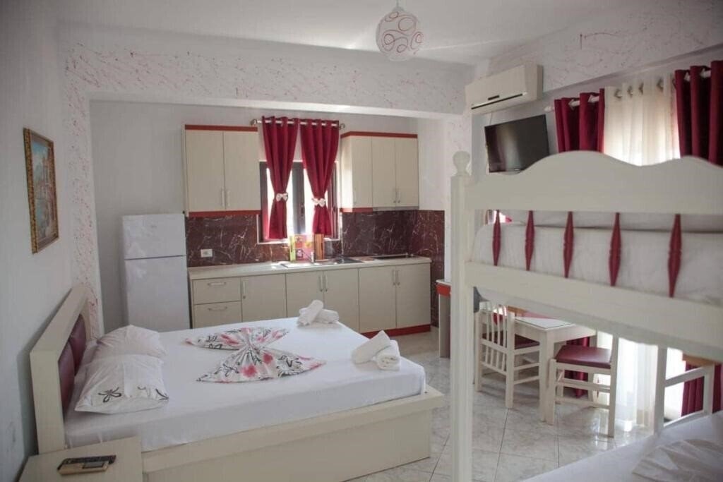 Poseidon Hotel 3* фотосуреті