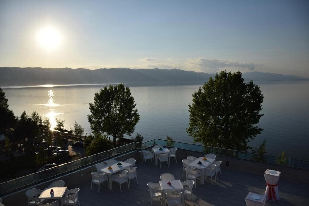 Pogradeci-2 3* фотосуреті