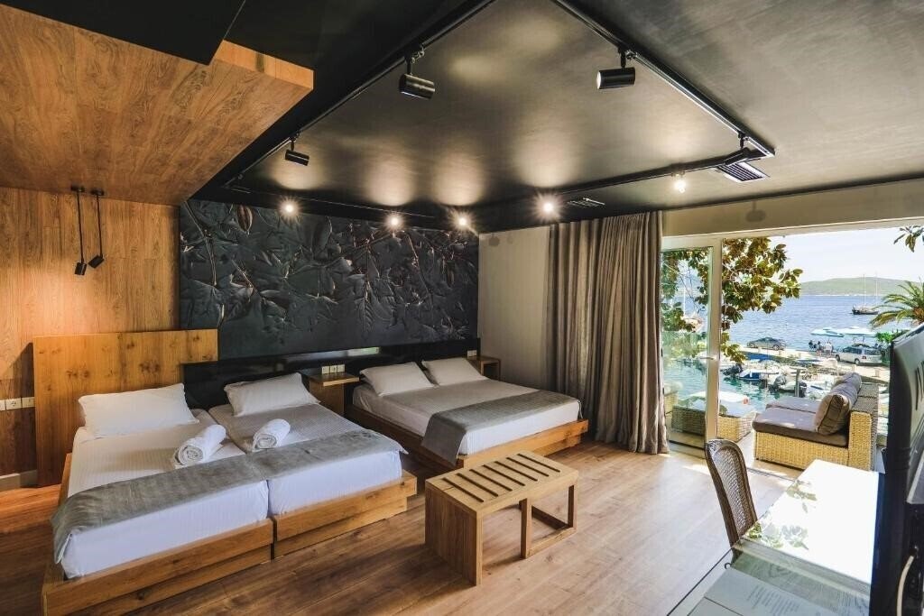 Отель Porto Eda 3*