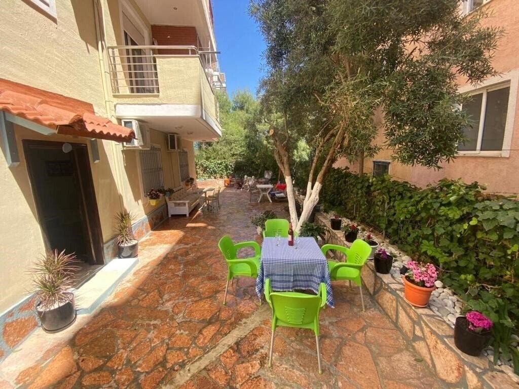 Olive Tree Apartmants 3* қонақ үйі