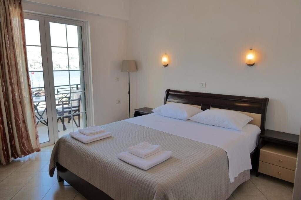 Фото Hotel Mano 3*