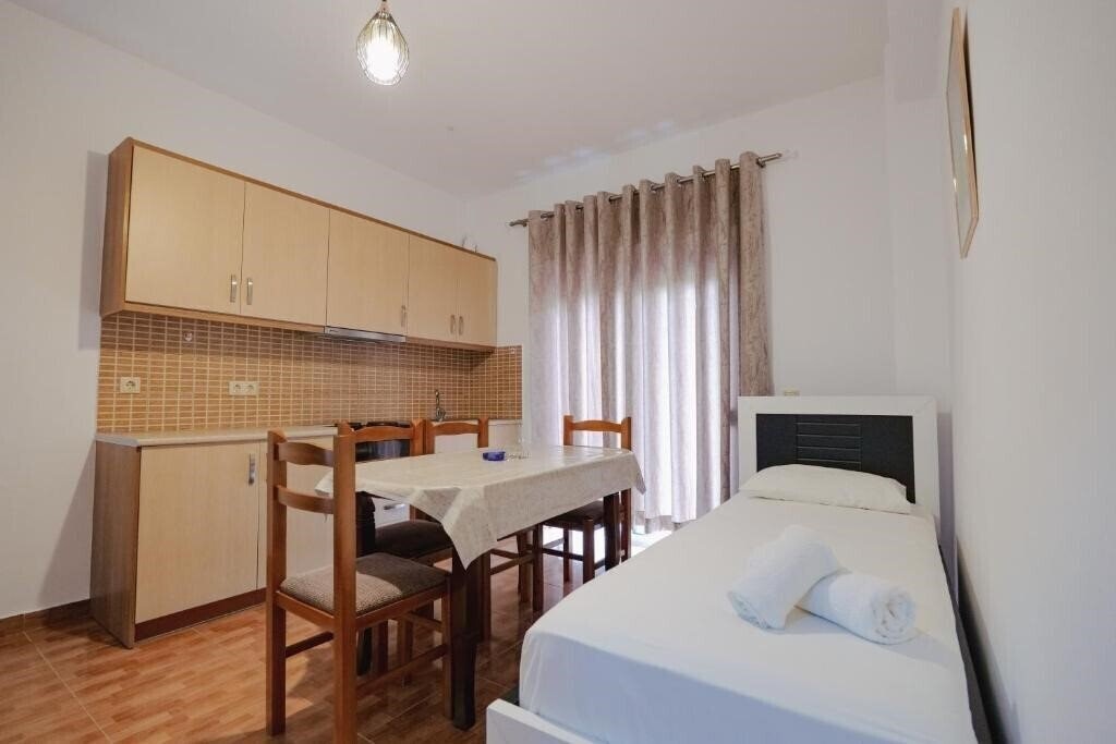 Eleana Apartments 3* суреті
