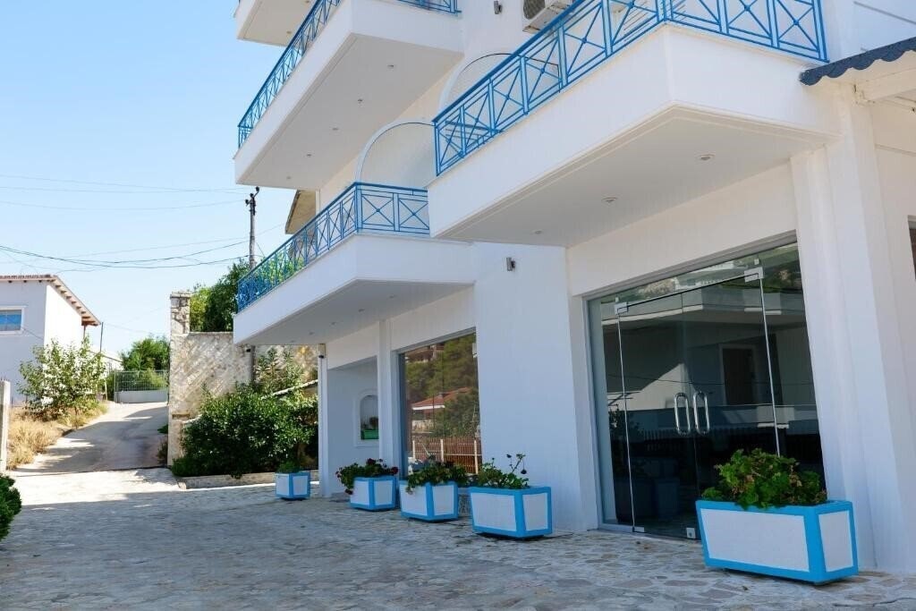Фотография Miracle Apartments 3*