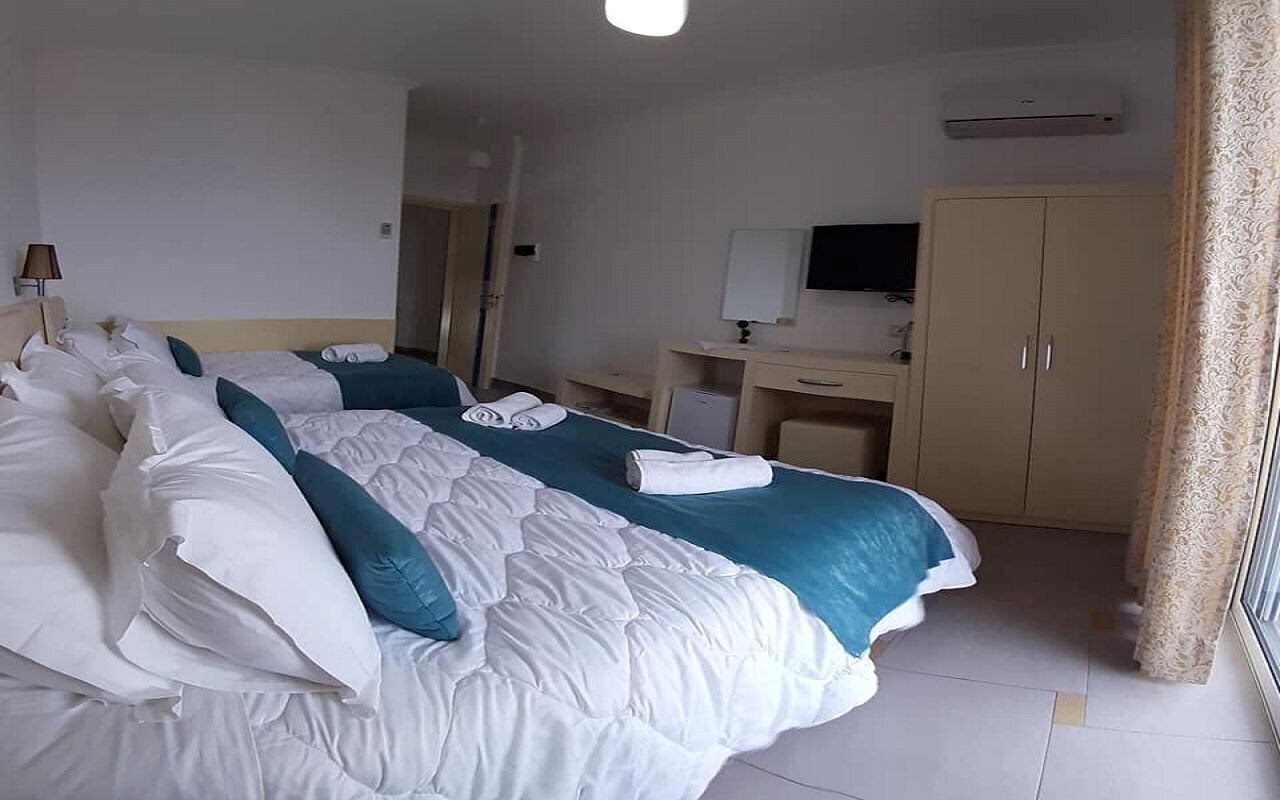 Картинка Aler Holiday Inn Saranda 4*