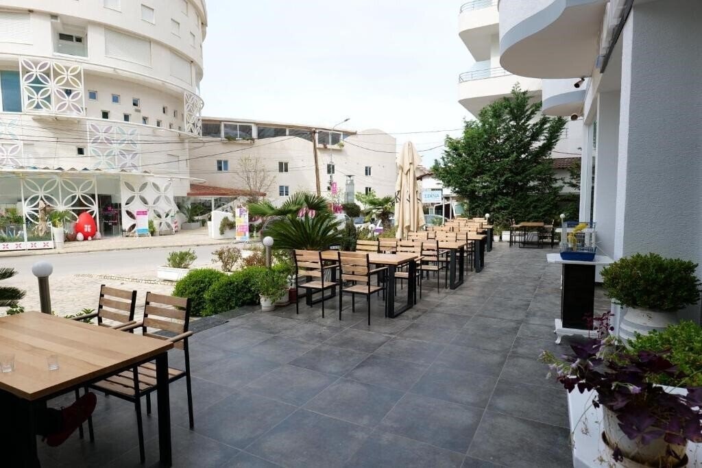 Hotel Dior 3* суреті