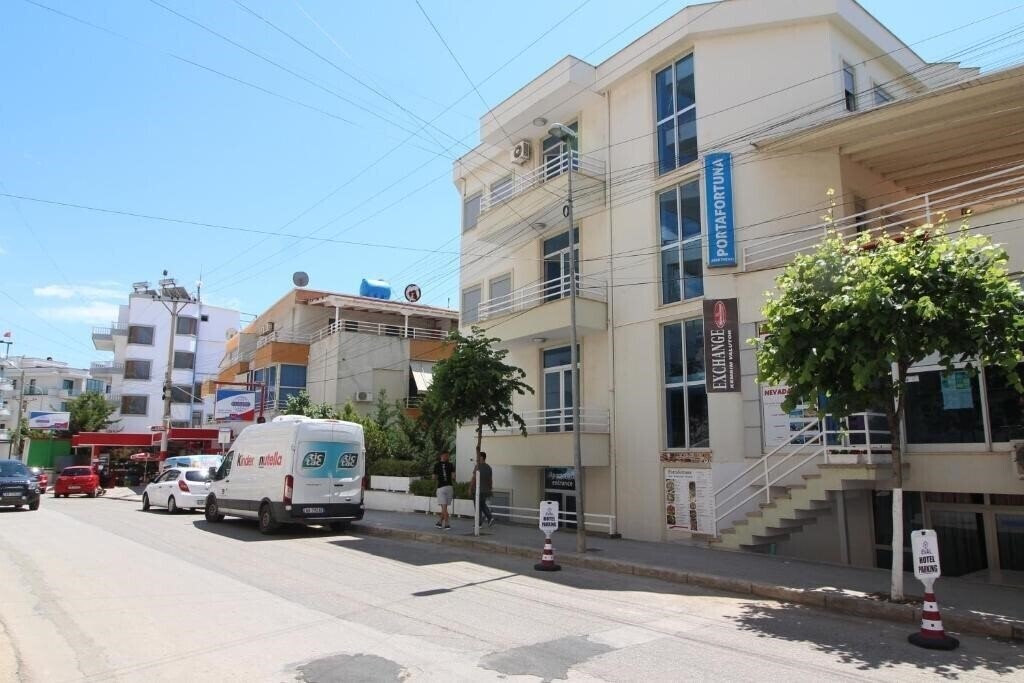 Фото Portafortuna Apartments 3*