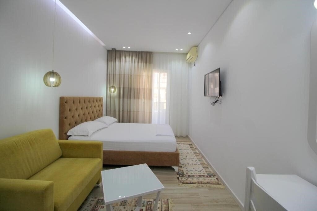 Картинка Elena Hotel 3*