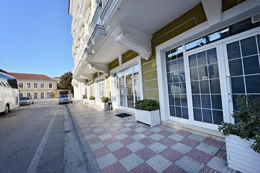 Alis Hotel 4* фотосуреті