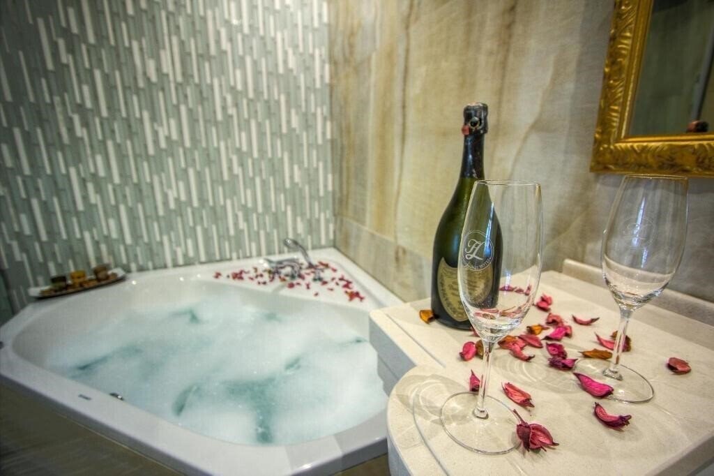 Фотография Lot Boutique Hotel 3*