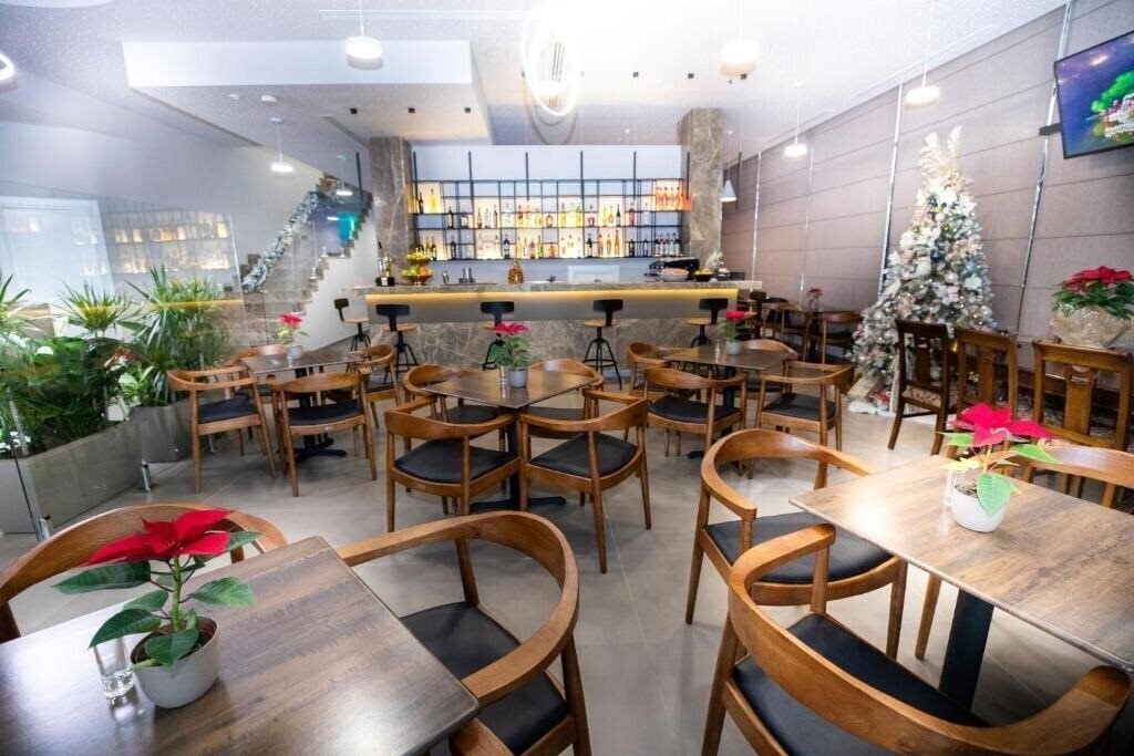 Metro 3* фотосуреті