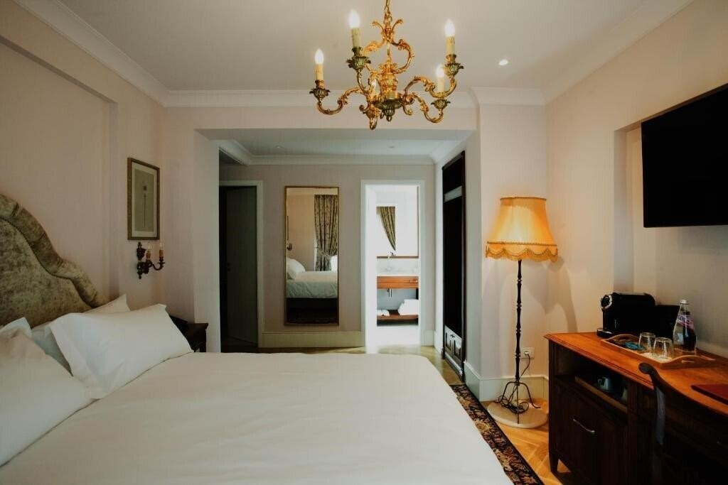 Фото Ebel Boutique Hotel 4*