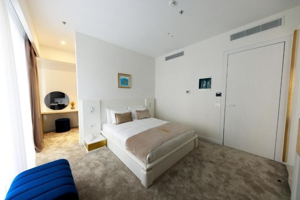 Habitat Hotel 4* фотосуреті