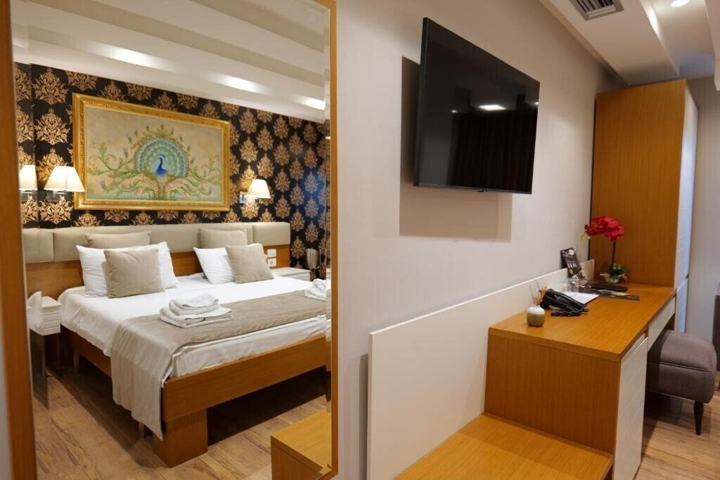 Hotel Queen 3* суреті