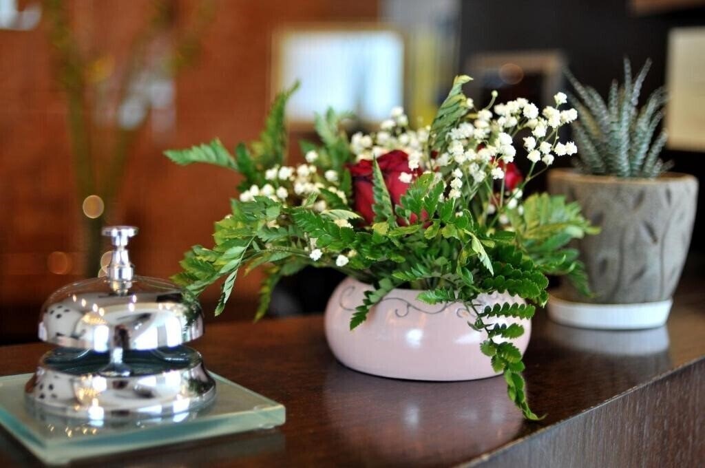 Monarc Hotel 4* фотосуреті